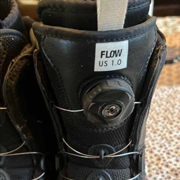 Kids Flow Black Snowboard Boots used - Picture 6 of 6